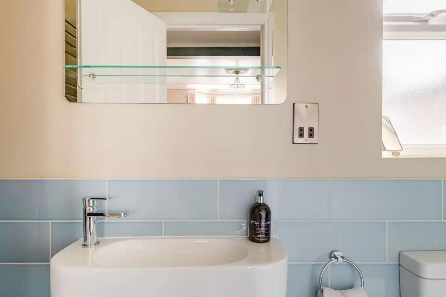 Deco Studio: King Bed, Kitchenette, Stylish & Comfortable Brighton Luaran gambar